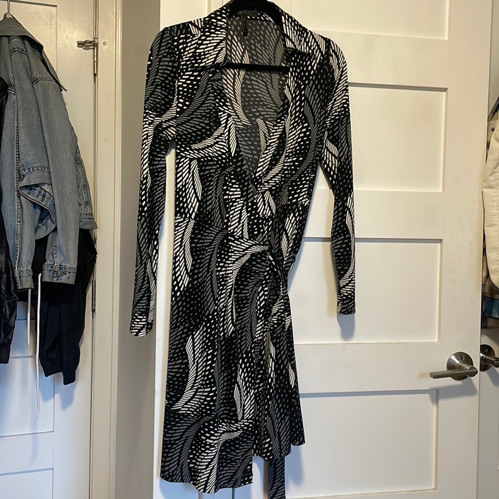 Bcbg maxazria knit wrap dress